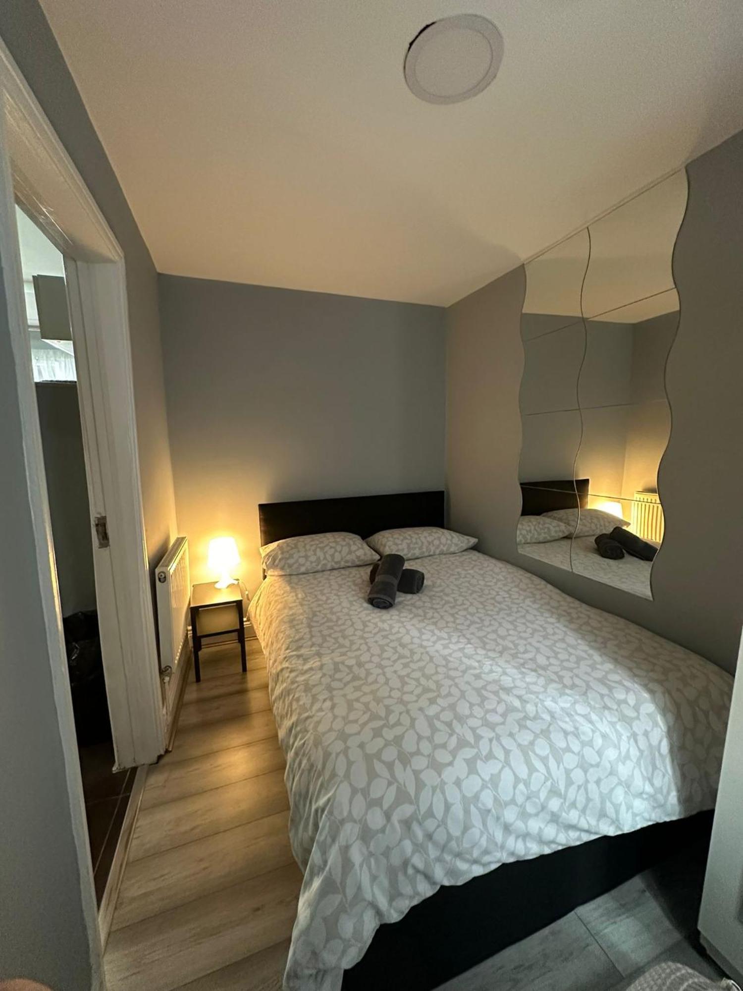 Central London - Ground Floor 2 Bedrooms Apartment Exterior foto